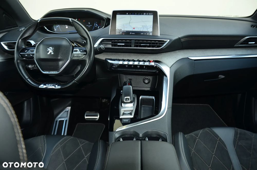 Peugeot 3008 1.2 PureTech GT S&S EAT8 - 22