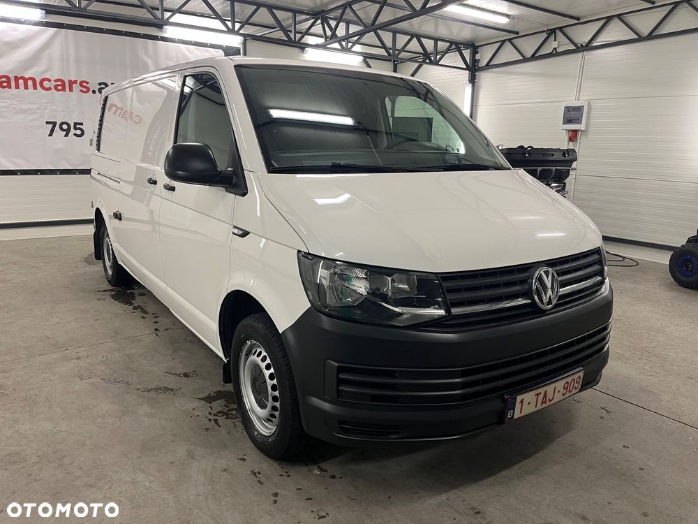 Volkswagen Transporter - 9