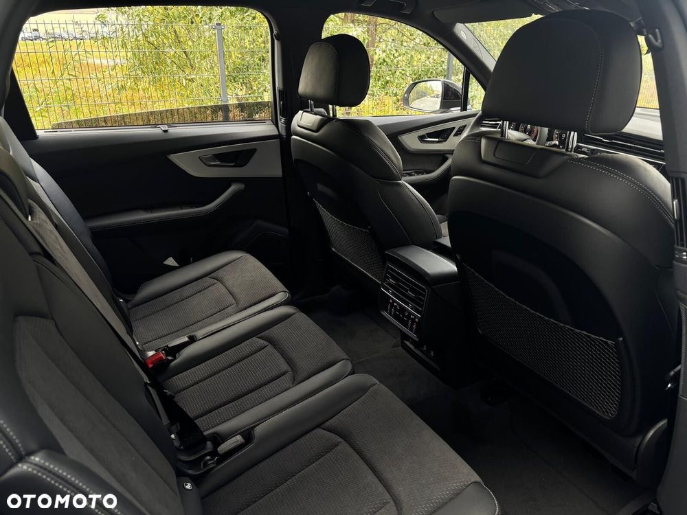 Audi Q7 - 21