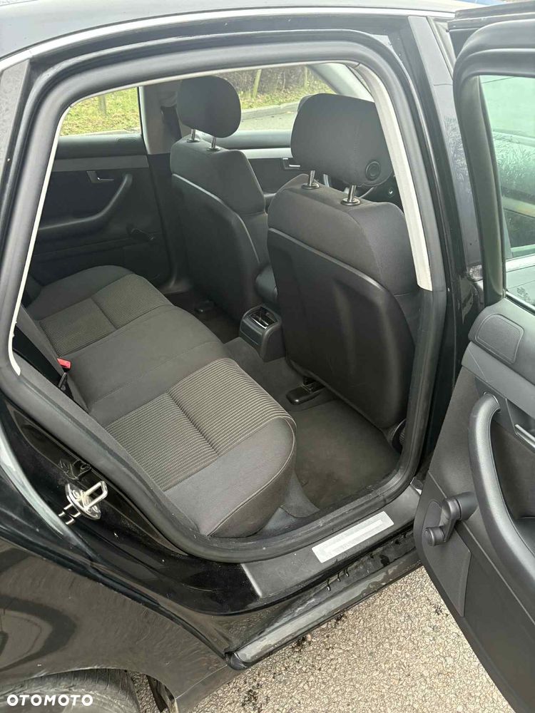 Audi A4 Limousine - 12