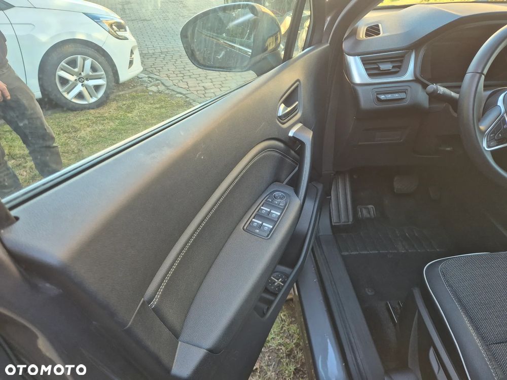 Renault Captur 1.3 TCe mHEV Techno EDC - 8