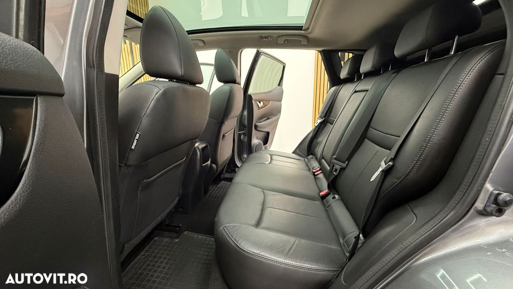 Nissan Qashqai 1.5 DCI TEKNA - 10