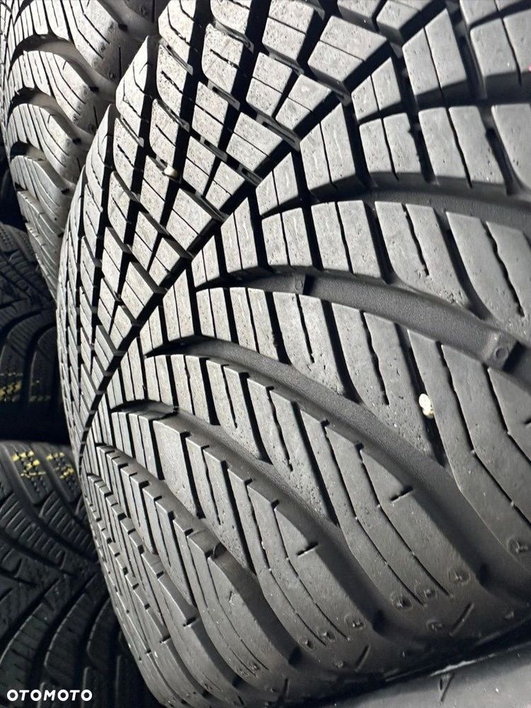 225/45r17 Goodyear Vector 4S gen2_7,8mm_4szt_(1) - 8