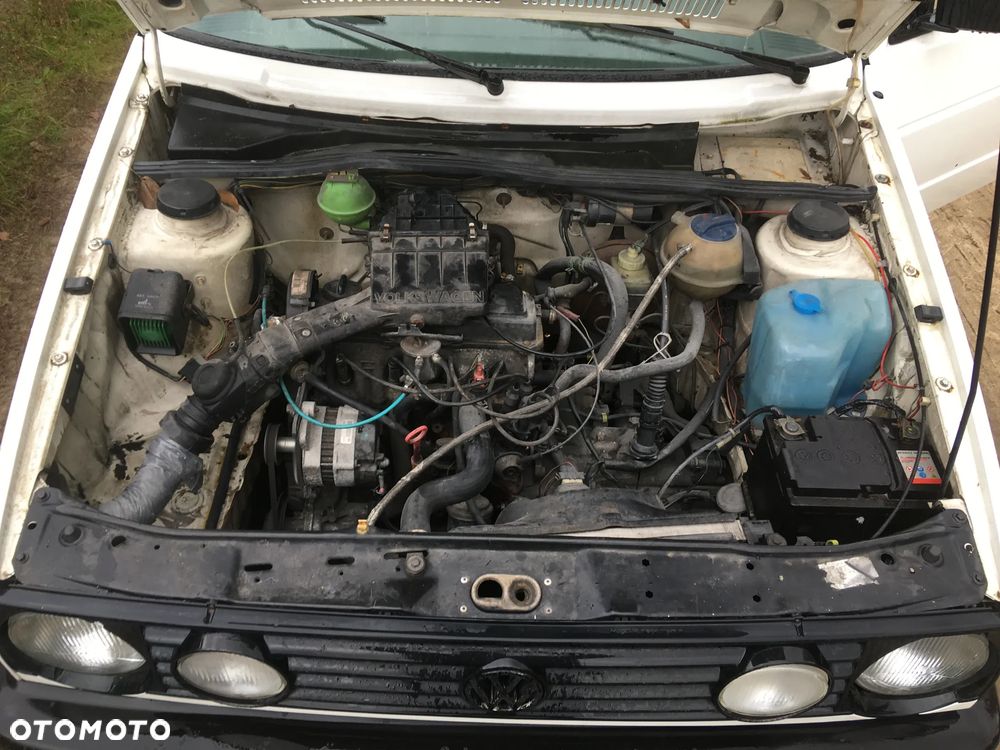 Volkswagen Golf - 16