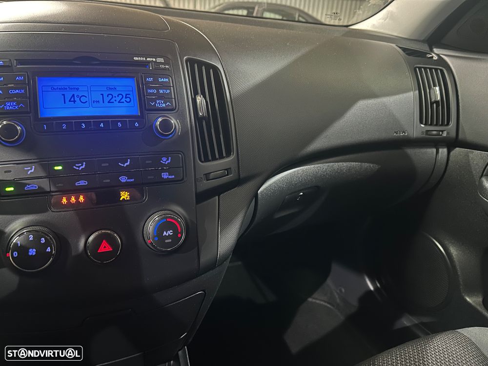 Hyundai i30 CW 1.4 CVVT Blue Comfort - 15