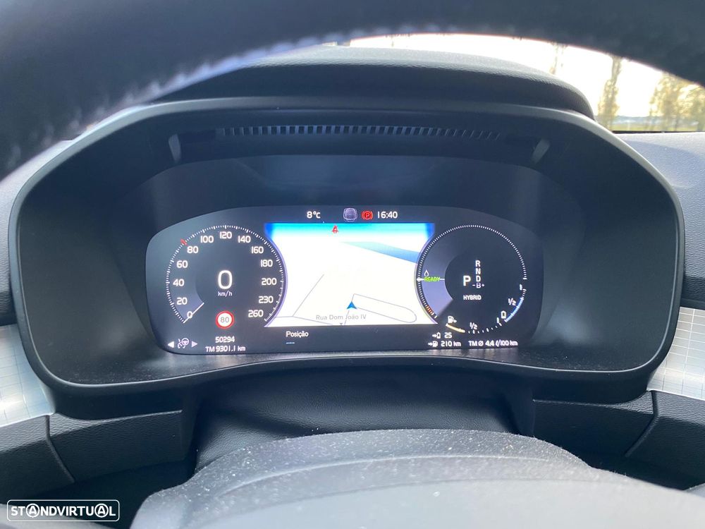 Volvo XC 40 1.5 T5 PHEV Momentum Plus - 19