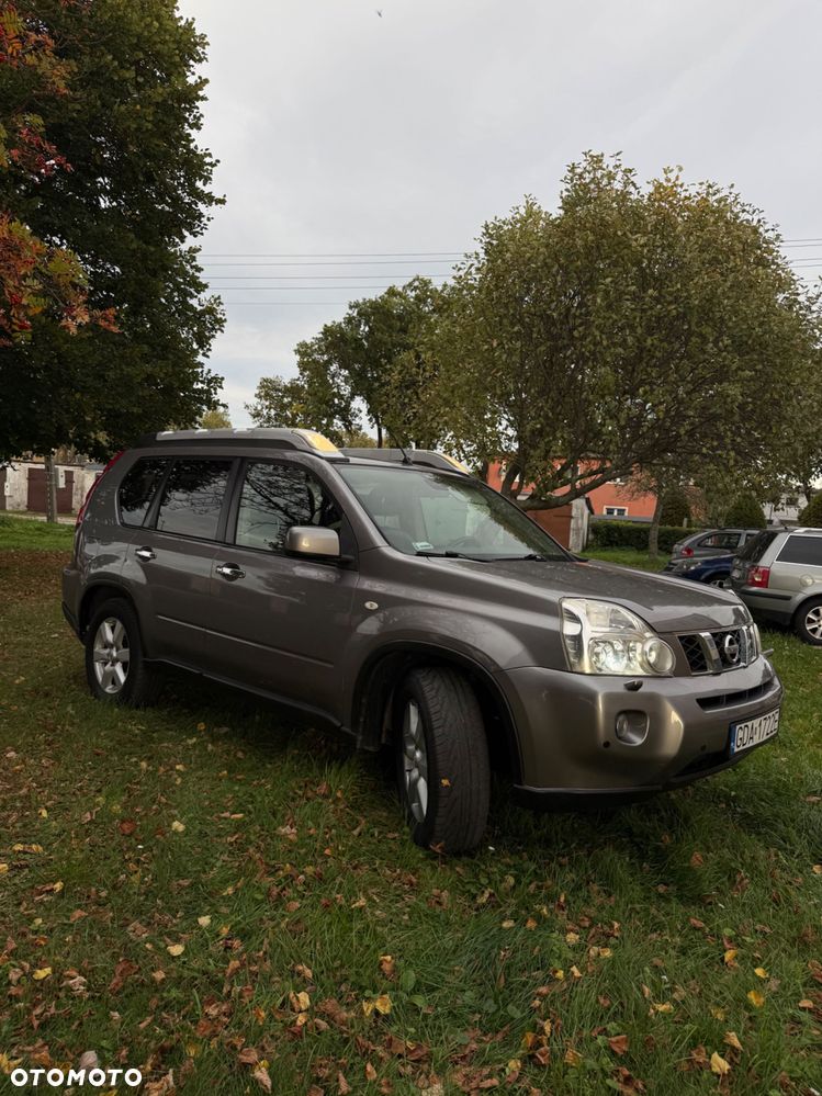 Nissan X-Trail - 2