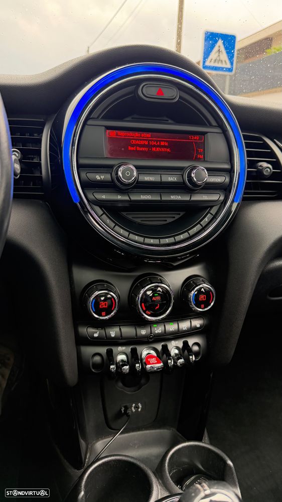 MINI 3 Portas - 12