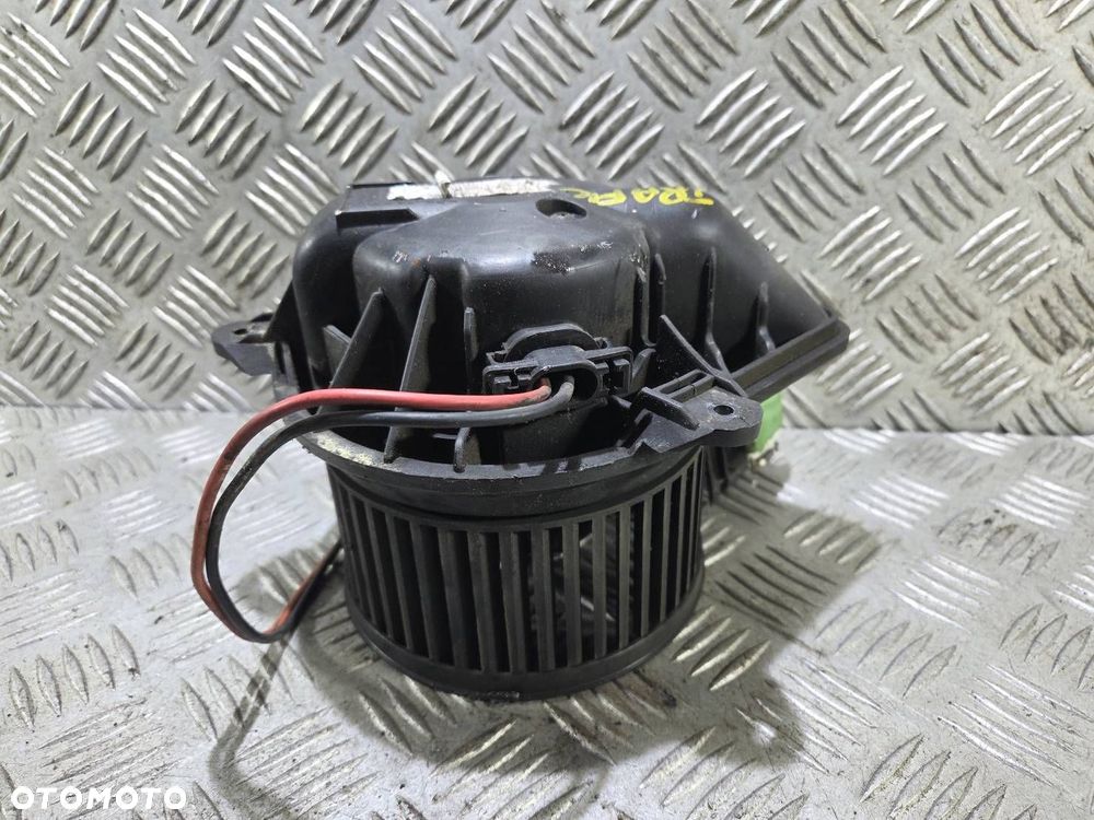 WENTYLATOR DMUCHAWA NAWIEWU RENAULT TRAFIC - 1