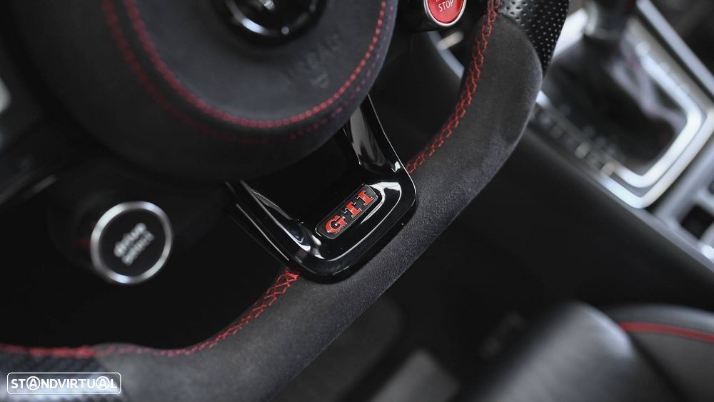 VW Golf GTI TCR 2.0 TSI OPF DSG - 60