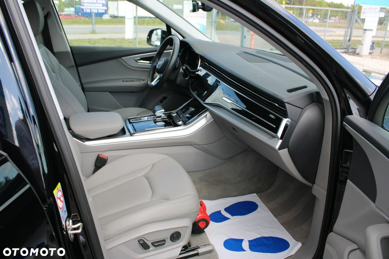 Audi Q7 - 36