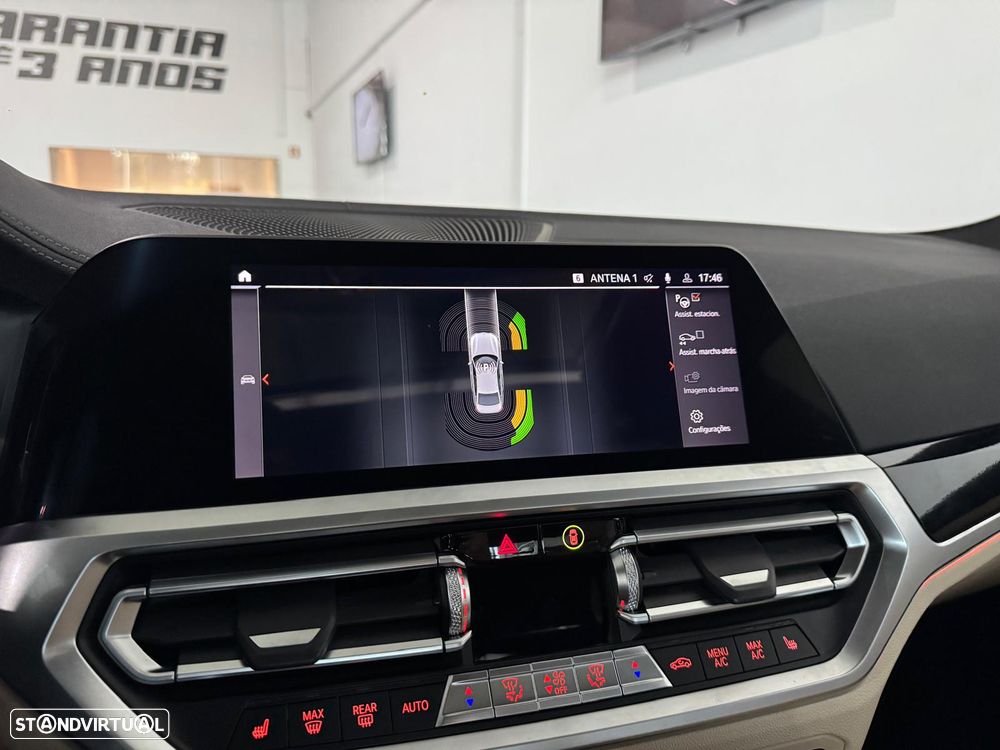 BMW 330 i Pack M Auto - 46