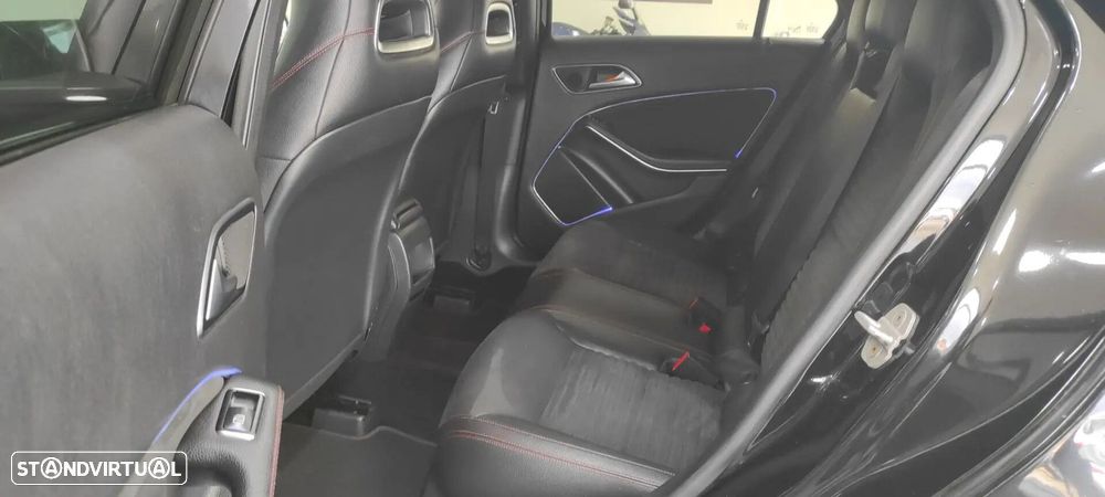 Mercedes-Benz A 180 - 6