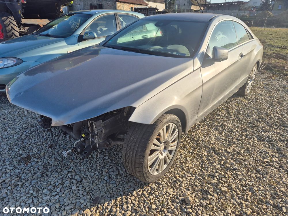 Mercedes-Benz Klasa E - 4