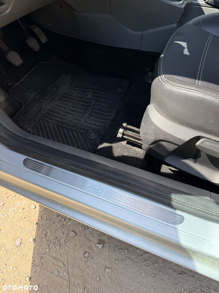 Ford Focus - 18