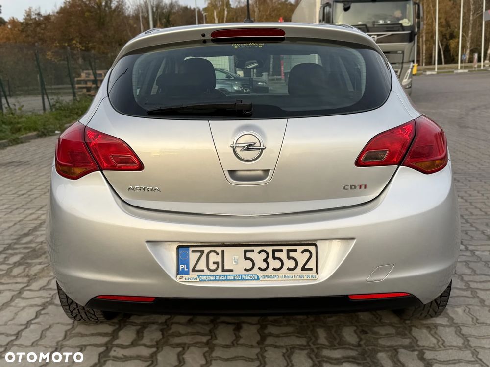 Opel Astra - 6