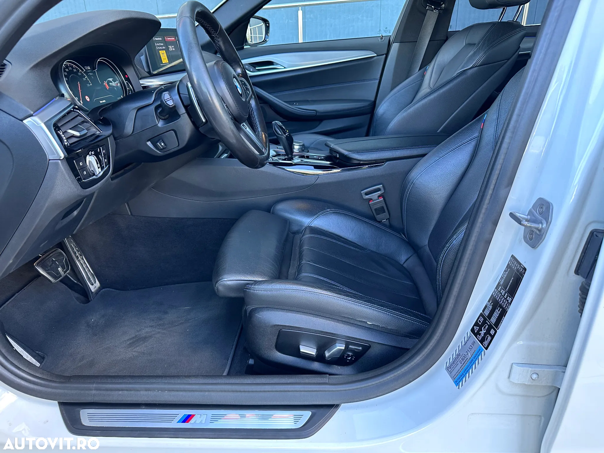 BMW Seria 5 540d xDrive AT - 15