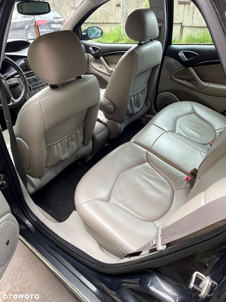 Citroën C5 2.0 16V Exclusive - 10