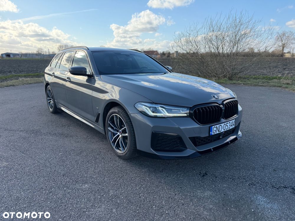 BMW Seria 5 520d xDrive - 18
