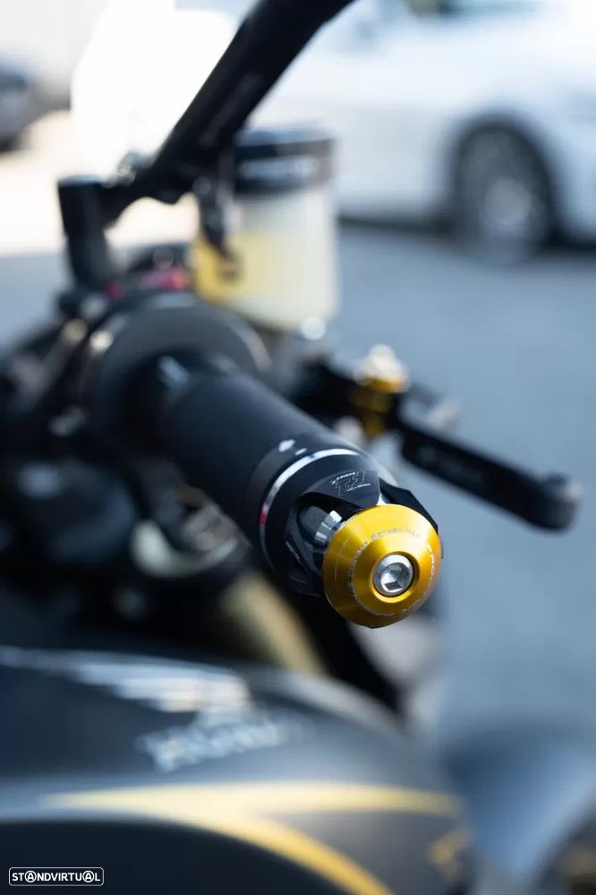Honda CB CB1000R - 19