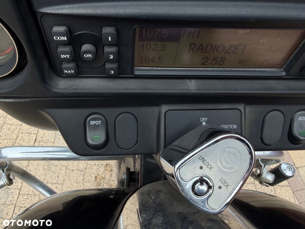 Harley-Davidson FLHS Electra Glide - 20