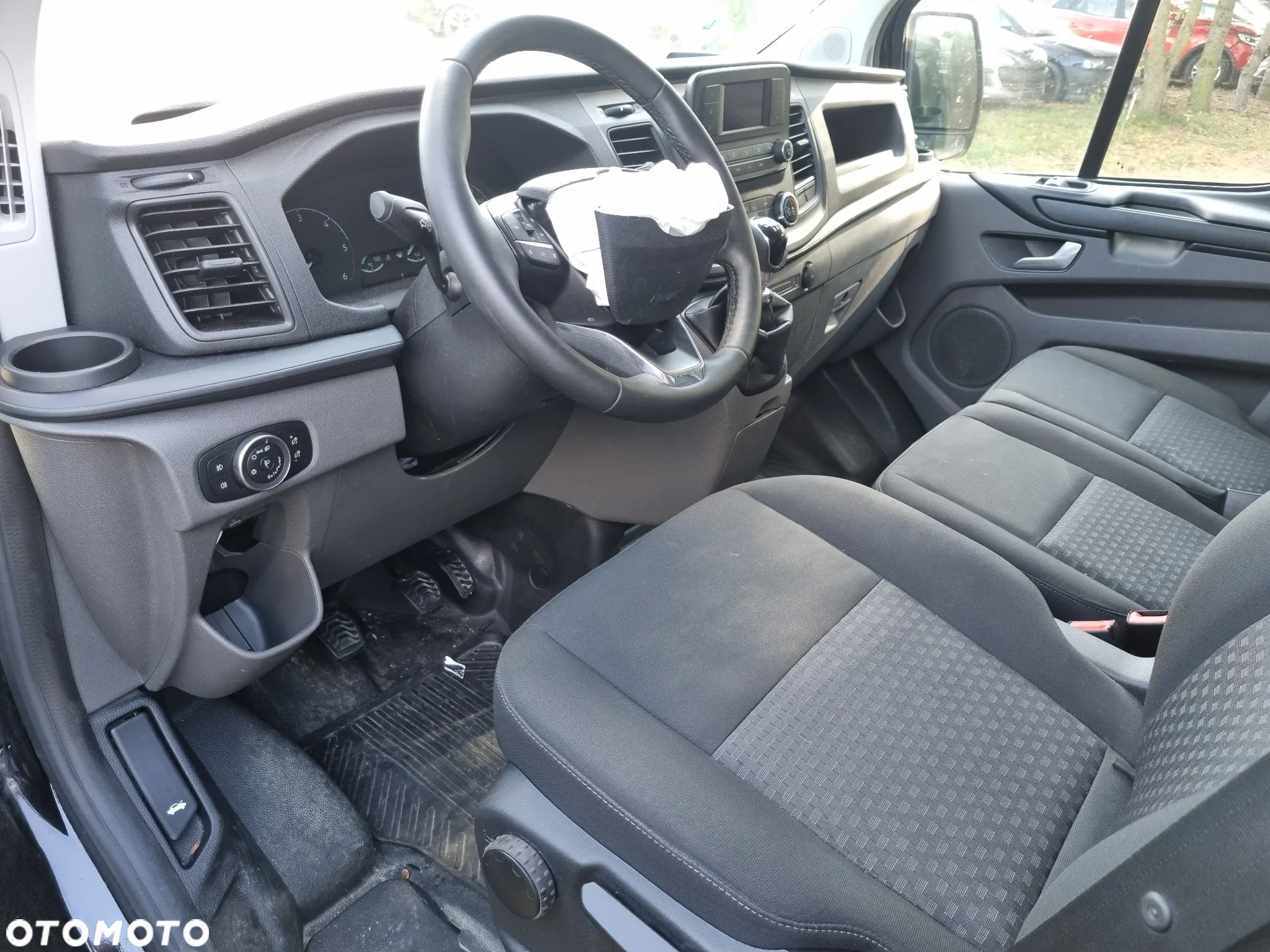 Ford Transit Custom - 11
