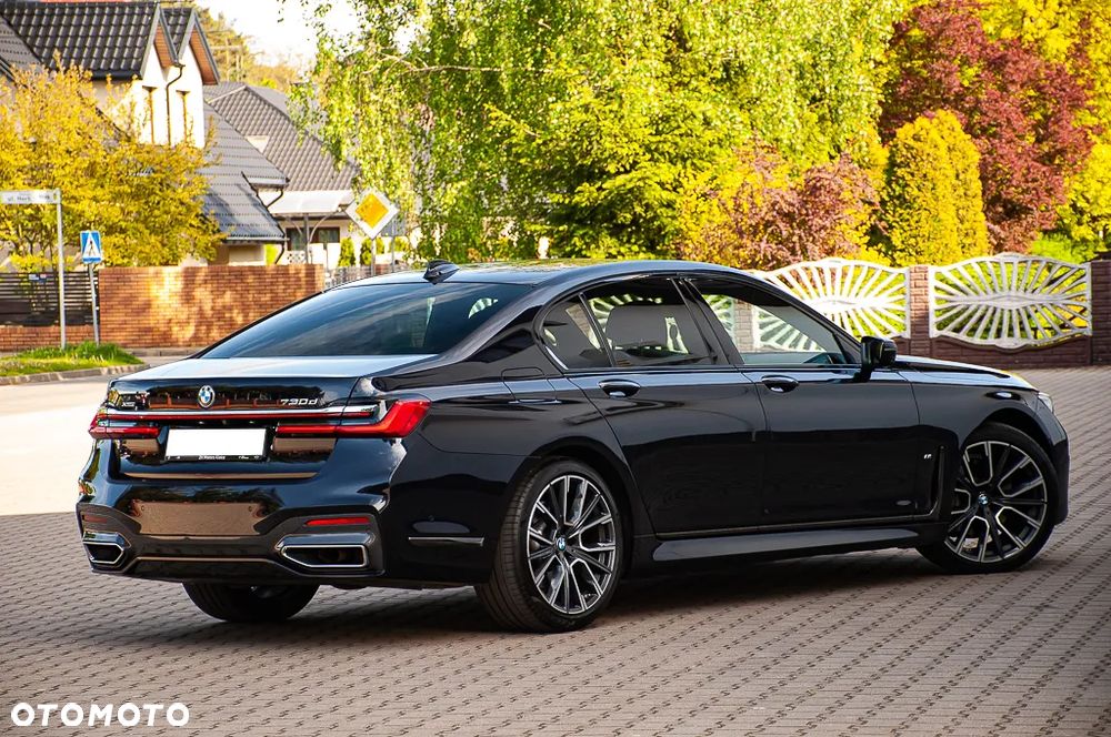BMW Seria 7 730d xDrive sport - 9