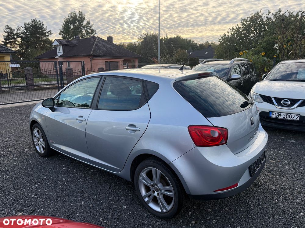 Seat Ibiza 2011 photo 5