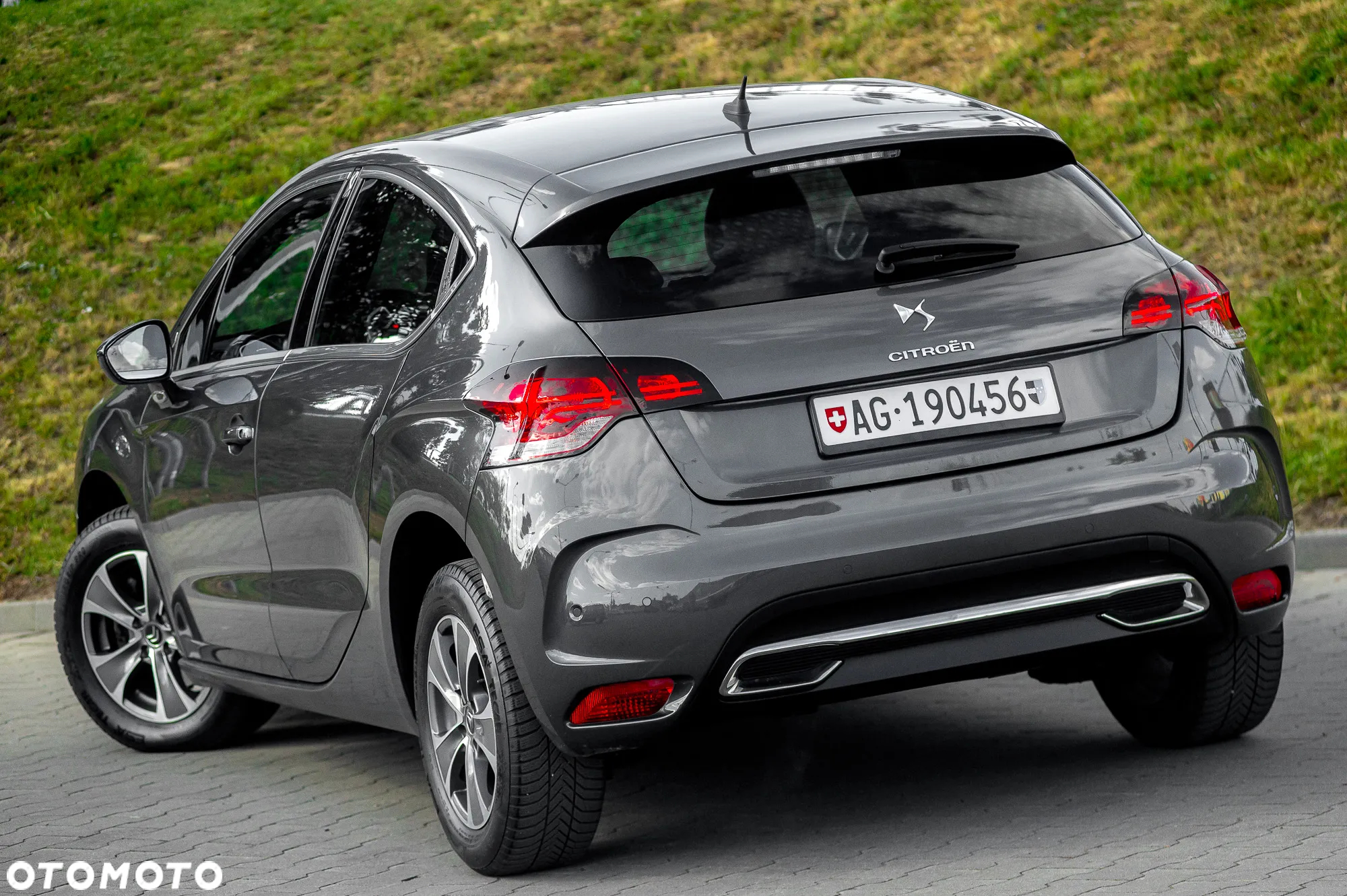 Citroën DS4 1.6 THP SoChic - 11