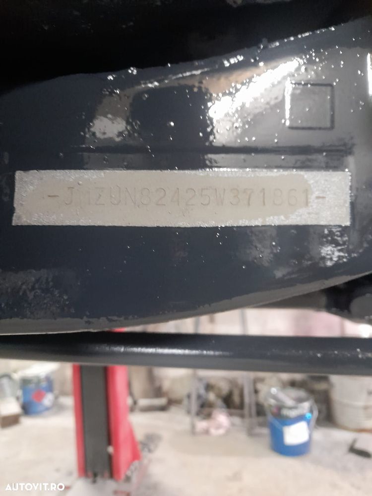 Mazda Seria B XL-Toplands 4x4 - 12