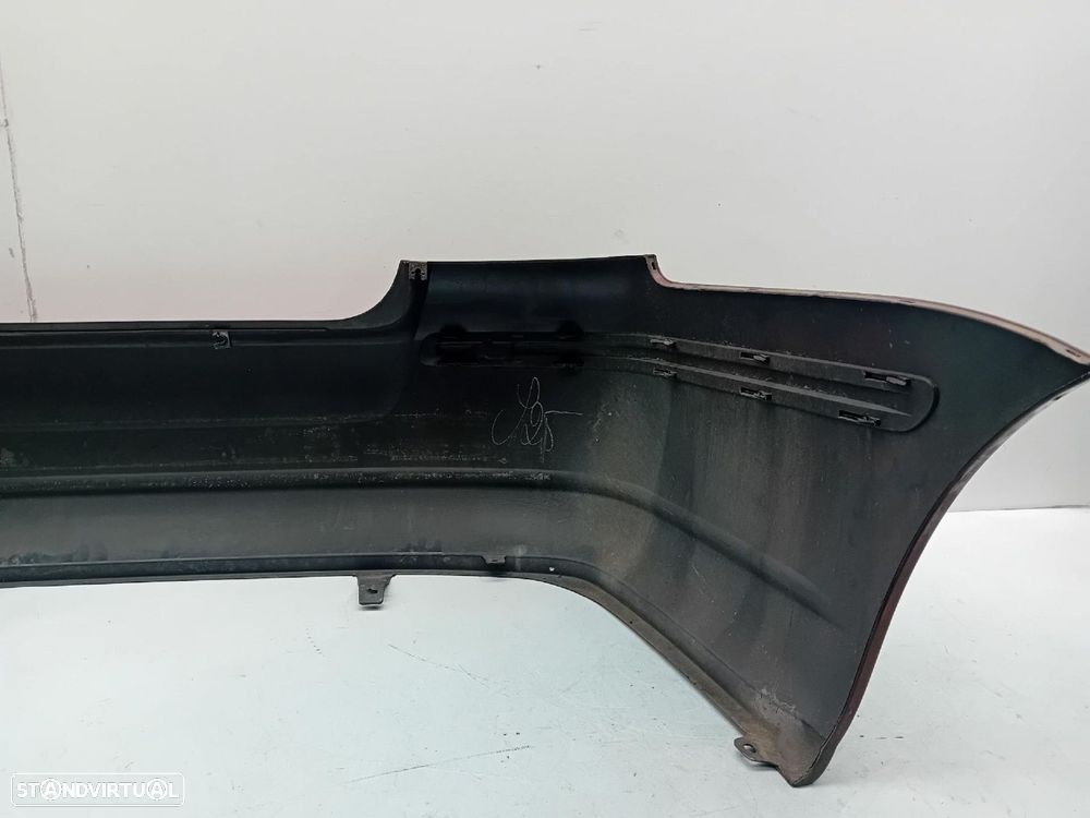 Pára-choques trás TOYOTA Avensis Liftback (_T25_) - 7