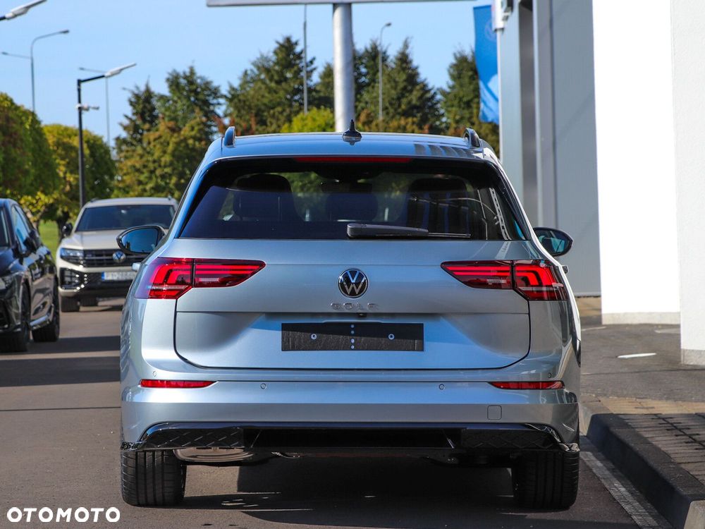 Volkswagen Golf - 4