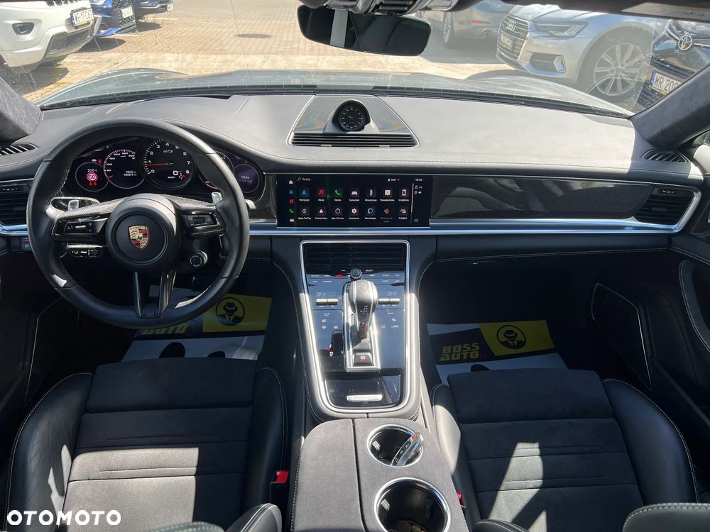 Porsche Panamera - 18
