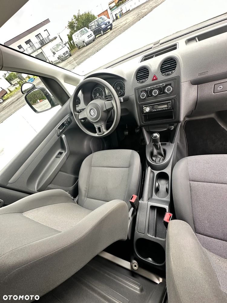 Volkswagen CADDY - 16
