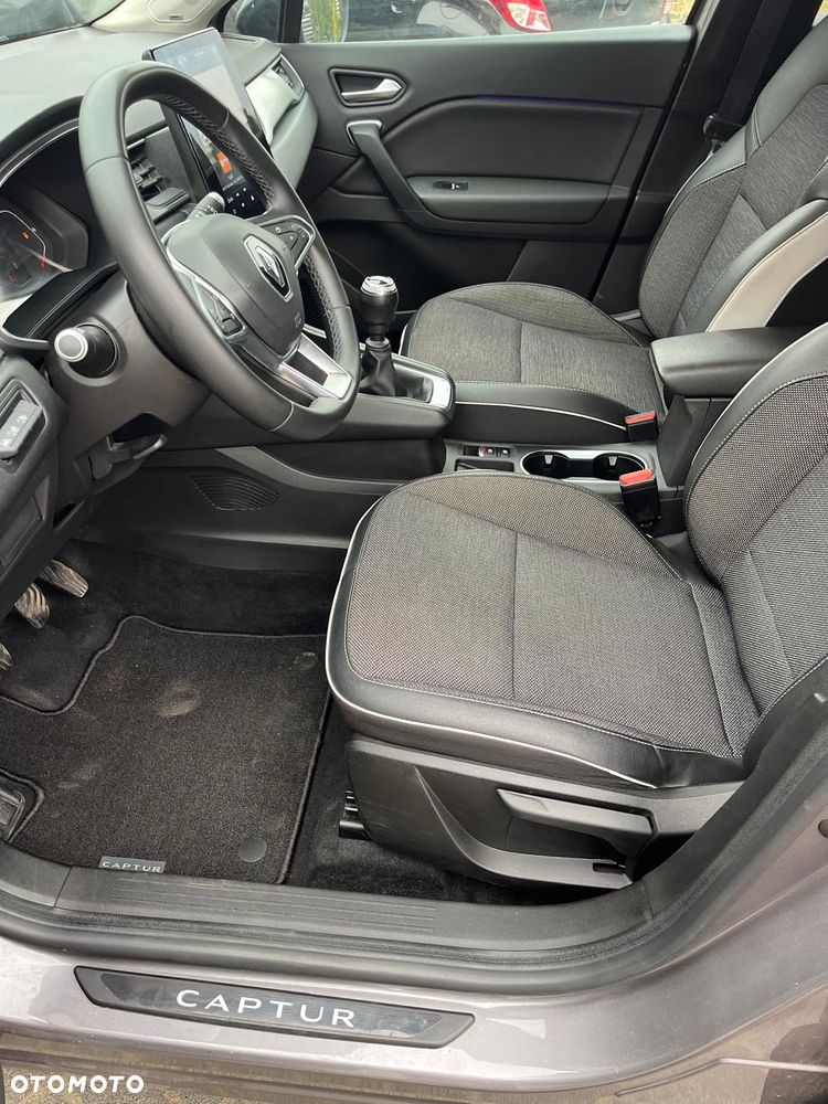 Renault Captur TCe 100 EXPERIENCE - 9