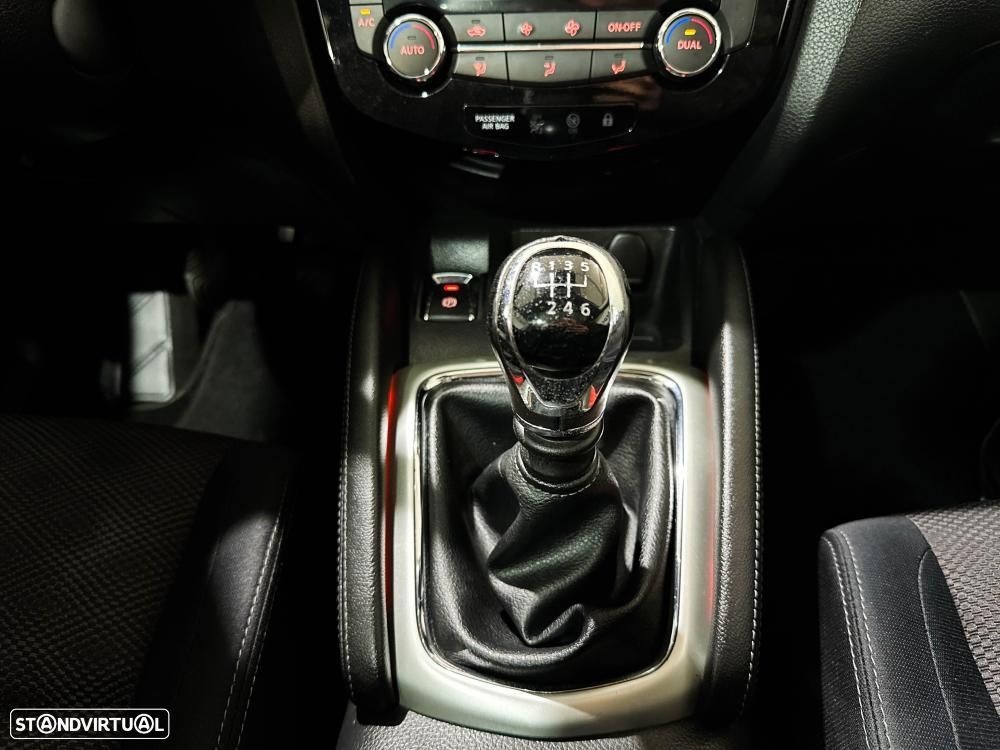 Nissan Qashqai 1.5 dCi N-Connecta Led - 39