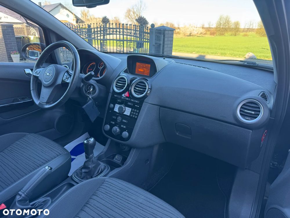 Opel Corsa 1.2 16V Energy - 17