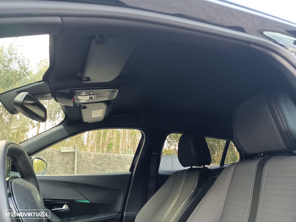 Peugeot e-2008 Allure Pack - 16