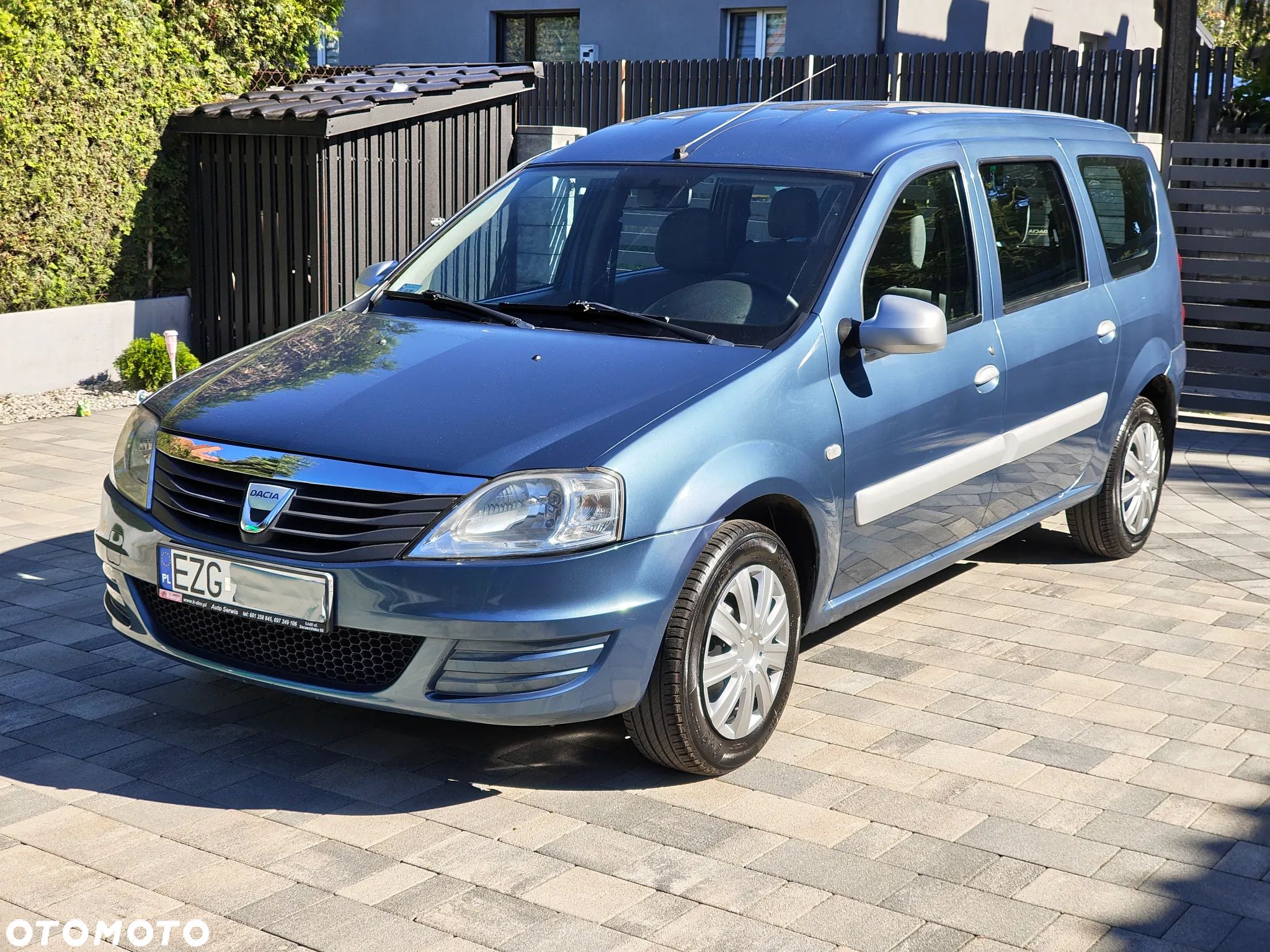 Dacia Logan MCV 1.4 Laureate - 1