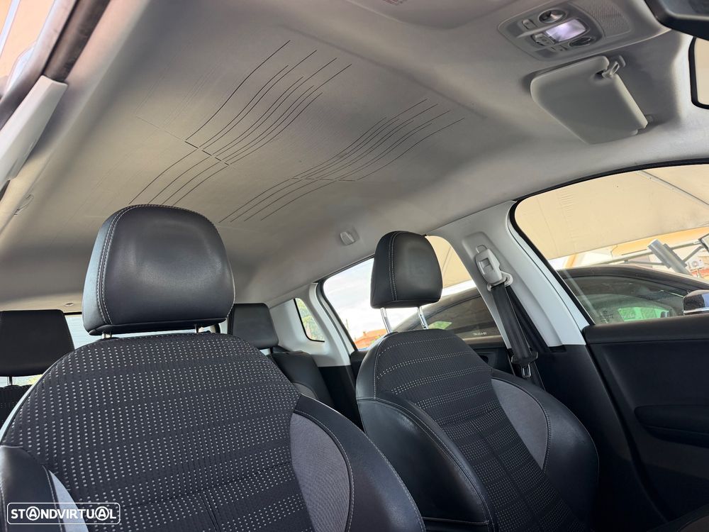 Peugeot 2008 e-HDi FAP 92 STOP & START Allure - 14