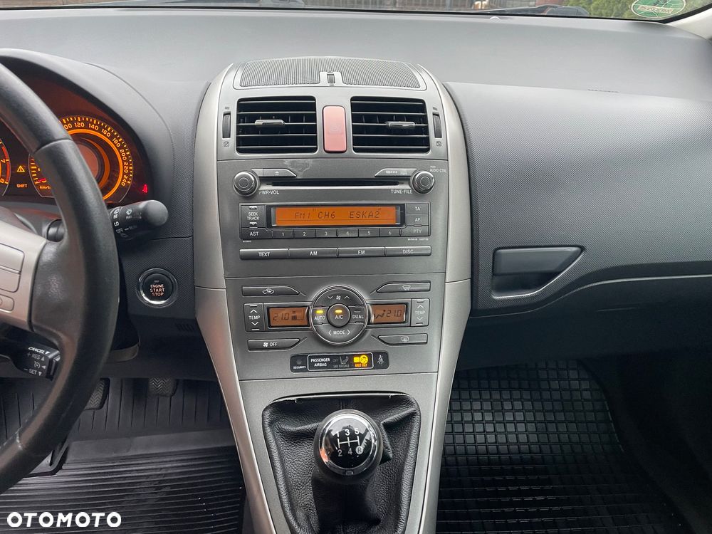 Toyota Auris 1.6 VVT-i Prestige - 15
