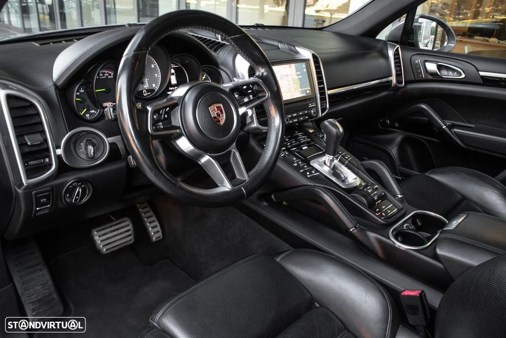 Porsche Cayenne S E-Hybrid - 28