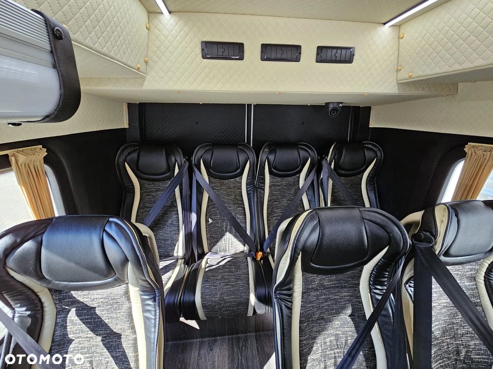 Mercedes-Benz Sprinter 519 - 10
