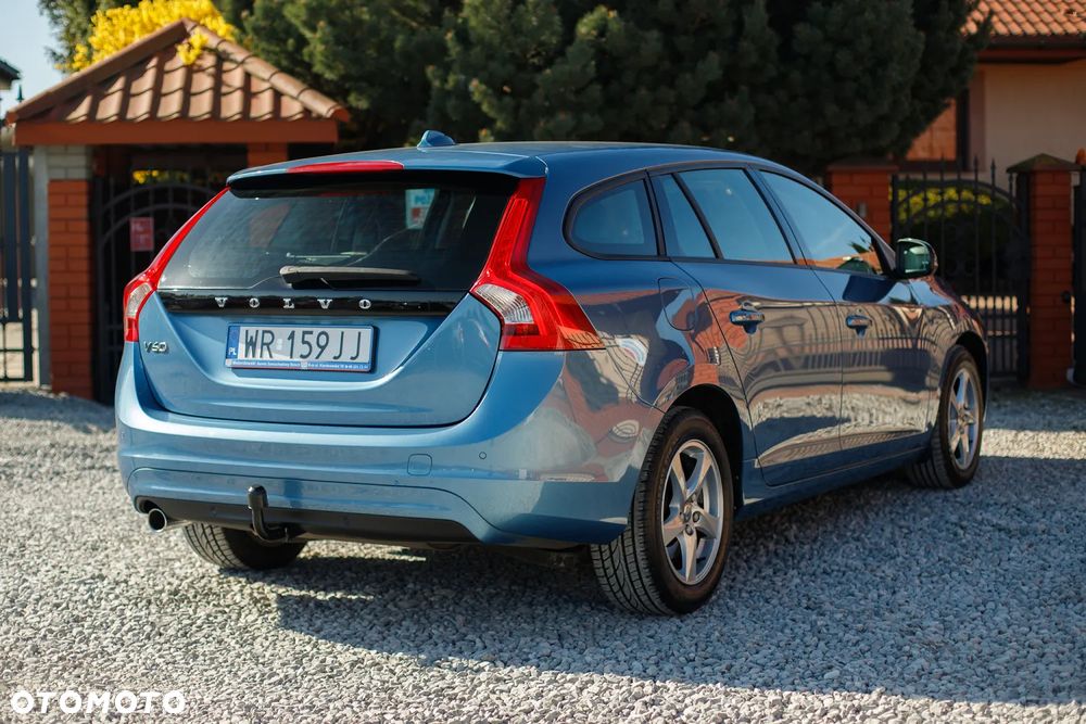 Volvo V60 D3 Geartronic Momentum - 14
