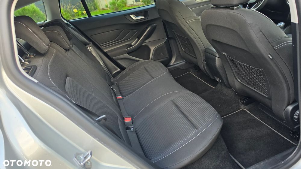 Ford Focus 1.0 EcoBoost Hybrid TITANIUM X - 21