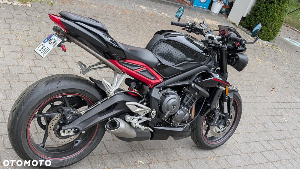 Triumph Street Triple - 2