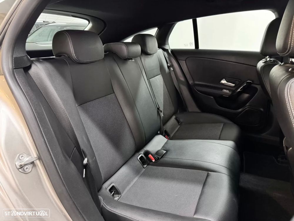 Mercedes-Benz CLA 180 d Shooting Brake Progressive - 44