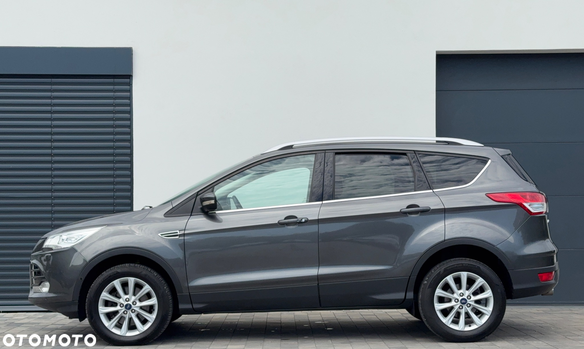 Ford Kuga 2.0 TDCi 4WD Titanium - 4