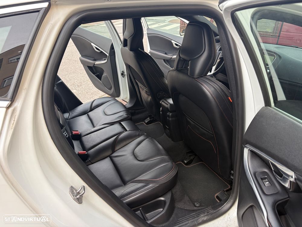 Volvo V40 D2 Ocean Race - 19