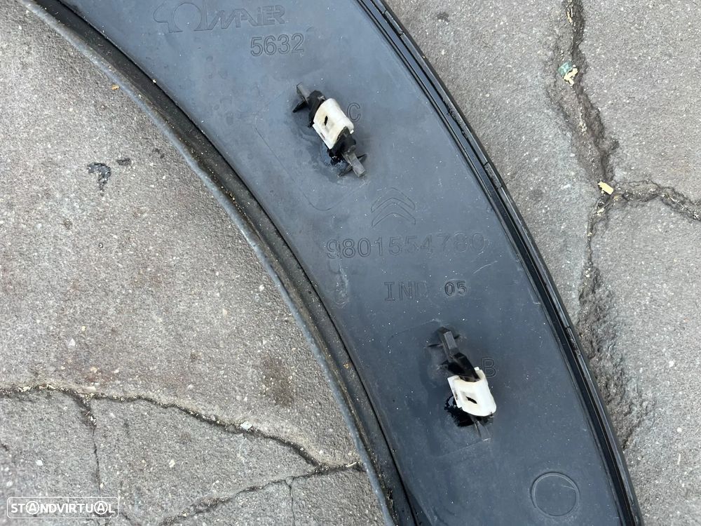 Citroen C4 Cactus - ABA GUARDA LAMAS - GL125 - 10